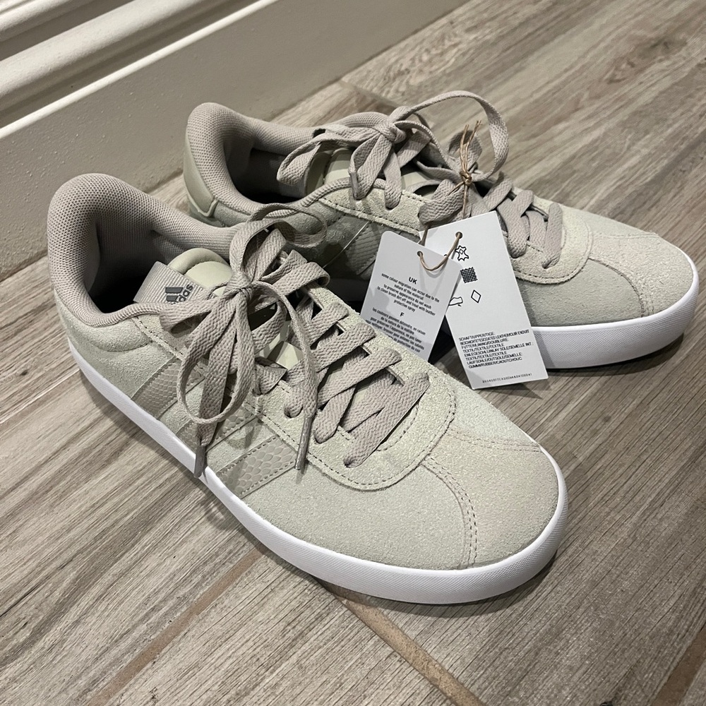 Women’s Adidas VL Court 3.0
